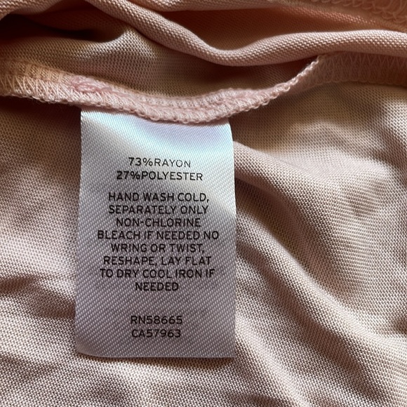 🌟5 for $25🌟 NWOT Double V Camisole in Pink Smoke - Picture 5 of 8